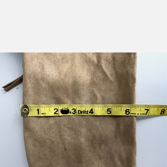 Steve Madden
Color - Celene Tan
Faux Suede
Size - 7.5 - Picture 7 of 8